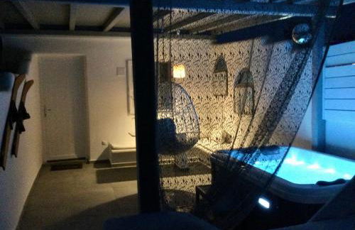 Mykonos Secret Spot - Photo 69