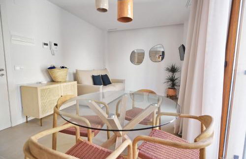 Slow Home Apartments - Photo 44