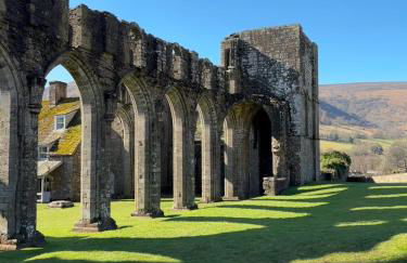 Spacious Cottage - Sleeps 4 - in the Black Mountains - Photo 11