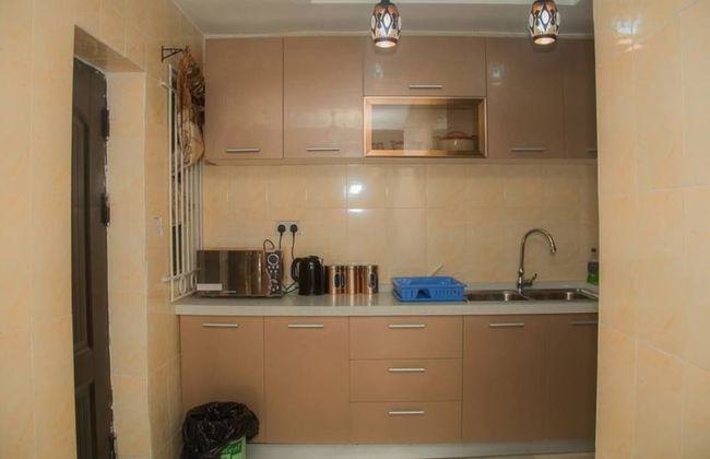 Home Away From Home in Gowon Estate -0904 937 8274 - Foto 7