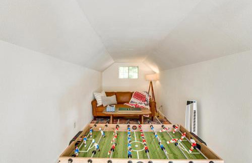 Hot Tub & Game Room: Luxe Cabin, Day Trip to Tahoe - Foto 19