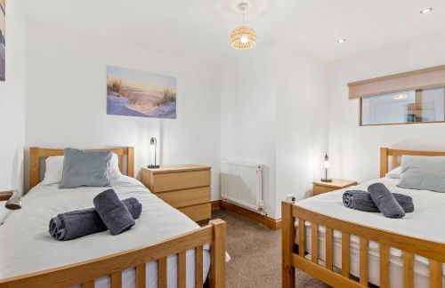 Swn Y Don - Modern Luxury Steps from Newgale Beach Bliss for up to 10 People - Foto 24
