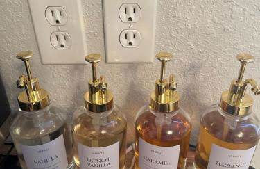 Charming Yellow Door House Steps from OU - Photo 39