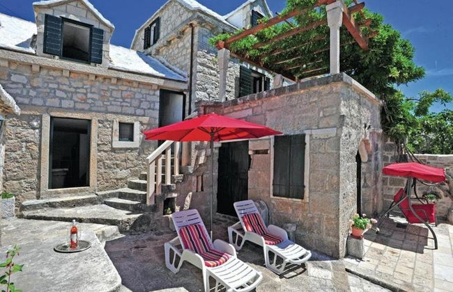 Mari 1 - With Pool - H - Photo 31