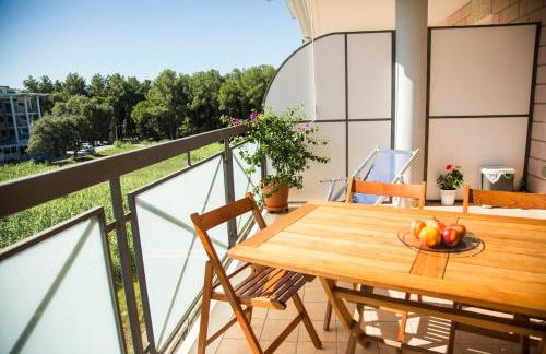 House 30 meters from the sea with gated parking - Foto 26