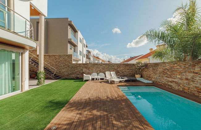 Pool Cinema Villa by Vacationy - Foto 76