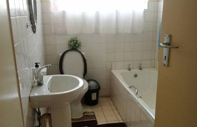 Neat and Cosy Cottage With Pool - 2103 - Foto 16