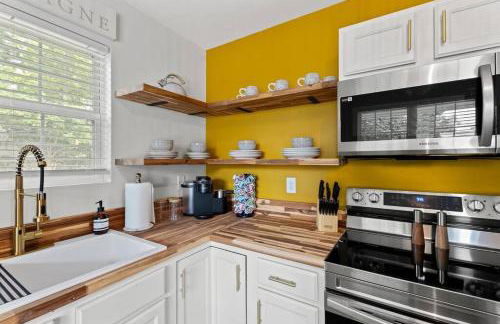 The Luxe/HotTub/Playground/12min KHP/30min Ark - Foto 36