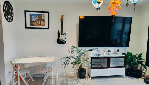 La Casita, Your Home Away from Home - Free Parking - Foto 2