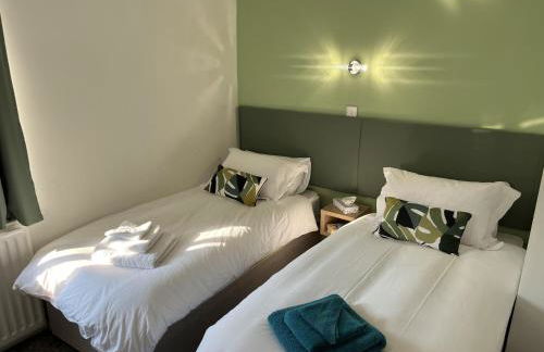 BlaydonBurn - Sleeps 6 - Parking - Garden - HotTub - Foto 49