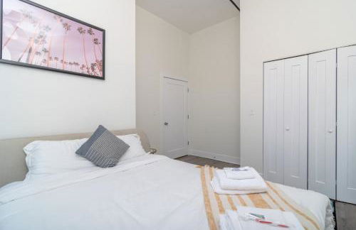 McCormick Place 3BR Luxury Penthouse Duplex with Personal Rooftop and Optional Parking for 8 guests in Chicago South Loop - Foto 19