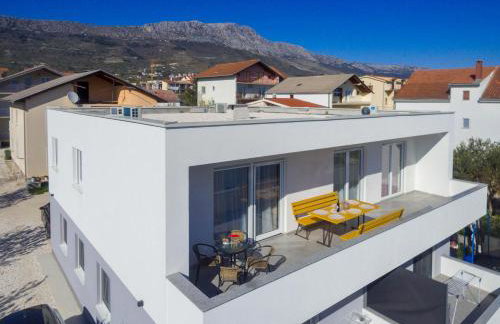 Luxury apartment with terrace Castel - Photo 24