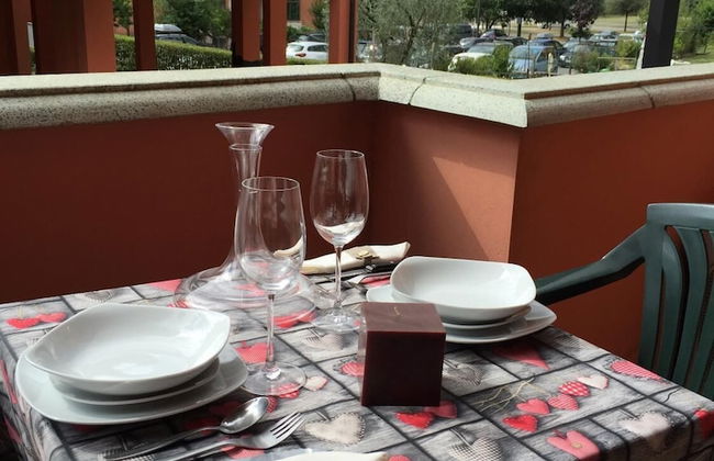 Apartment Self - Photo 14