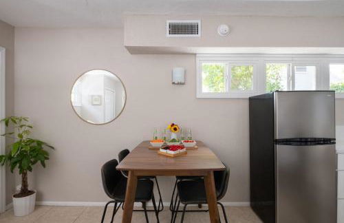 The Landing on 3rd - Walk to UF & Downtown, Pets - Foto 11