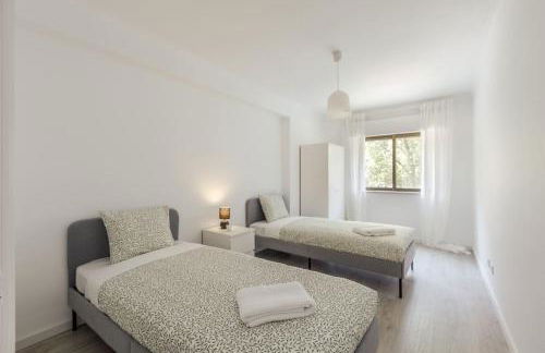 3BR Comfort & Convenience apt in central Massamá - Foto 55