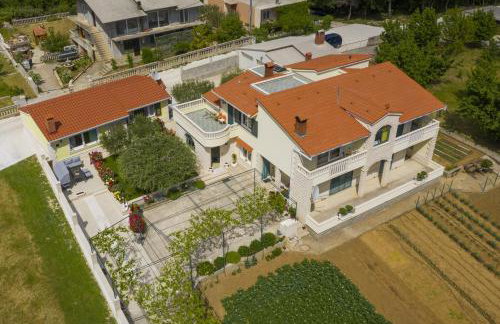 Holiday Home Maslina near Omis - Photo 37