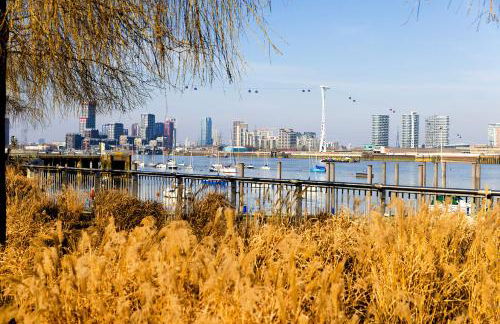 Peninsula Life- Stylish Greenwich 1bed Flat - Foto 23