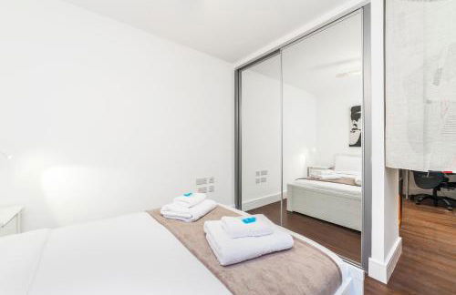 Chic Sun-Filled 1 BDR Apt with Private Terrace - Foto 9