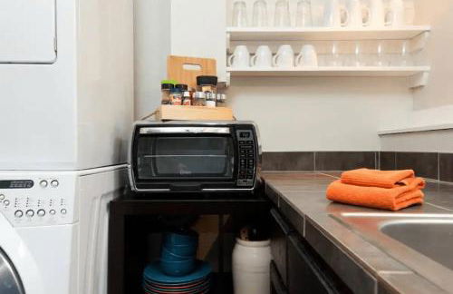 #StayinMyDistrict Hyde Park Down - Photo 11