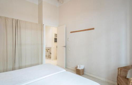 Sunny Apartment with Private Terrace in Gracia, Barcelona - Foto 9