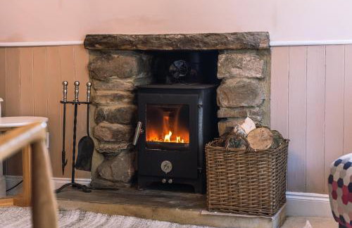 Low Cottage - Photo 24