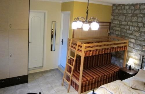 Estia Holiday - Foto 3