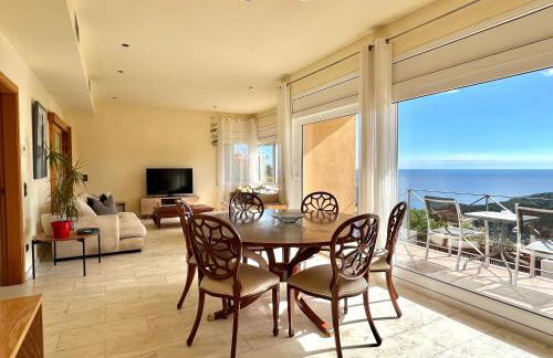 Espectaculares vistas al mar en chalet con piscina - Foto 9