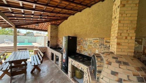 Casa com piscina, ar condicionado, campo de futebol e área gourmet a um quarteirão da lagoa de Praia Seca - Foto 5