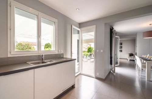 Luxurious Villa in Saint Genies de Fontedit With Heated Pool - Foto 48