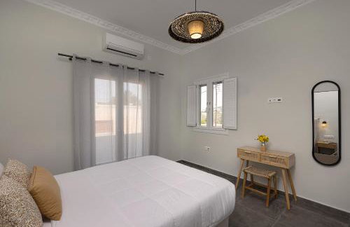 Elia Syros - Photo 13