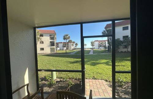 Ground Floor Condo Steps From The Beach Sanibel Island 3B1 - Foto 2