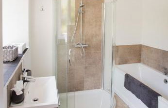 Shore View Cottage - Photo 14