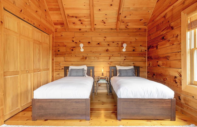 Secluded w/ Deck Views, Hot Tub, & Ping Pong Hudson in the Berks by Avantstay - Foto 34