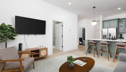 Luxury Design Condo, Close to Downtown Broadway & Coffee - Foto 4