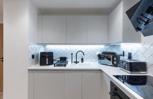 Luxury 1 Bed Apartment, Manchester Piccadilly by Kammili Properties - Photo 4