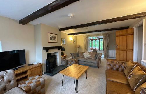 Cottage No1 Four Bed Lakeland Retreat and Hot Tub - Foto 15