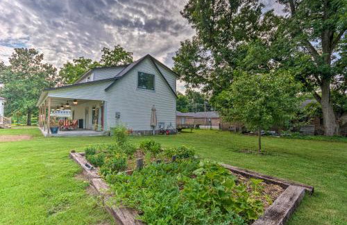 Spacious Apt Overlooking AR River Near Dtwn! - Foto 29