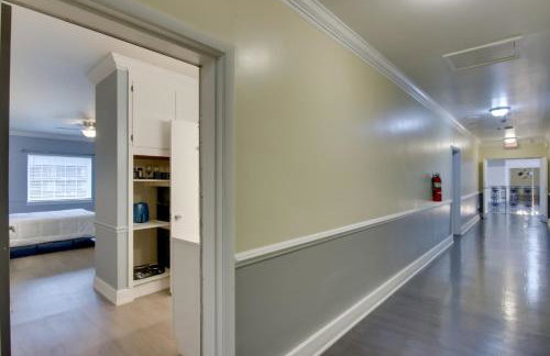 Charlotte Gem with Gym Near Hospitals and Park Expo - Foto 16