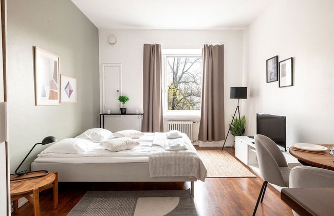 2ndhomes Cozy Apartment with Park View - Foto 1