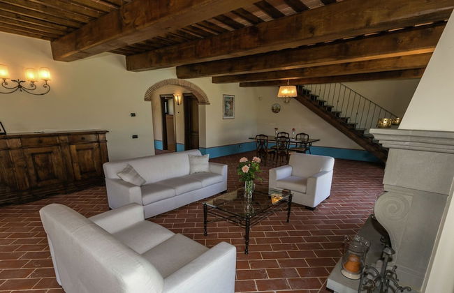 Scenic Stay in Poppi With Pool - Foto 10