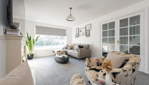 Stunning 5 bedroom detached house in Hornchurch - Foto 2