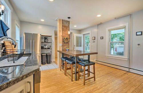 Updated Vintage Apartment Less Than half Mi to Main St - Foto 9