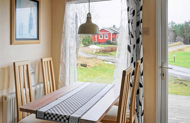 4 Person Holiday Home in Fristad - Foto 14