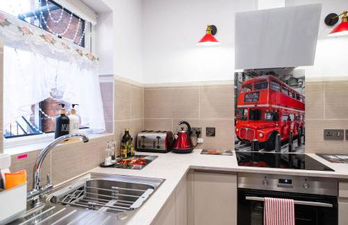 ApArt 2 Luxury 3BR Apartment Free Parking Sleeps 6 - Foto 45