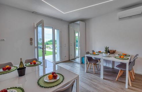 Awesome Home In Montebelluna With Wifi - Foto 5