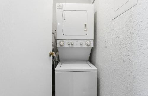 Comfortable stay near Kansas City attractions - Foto 16