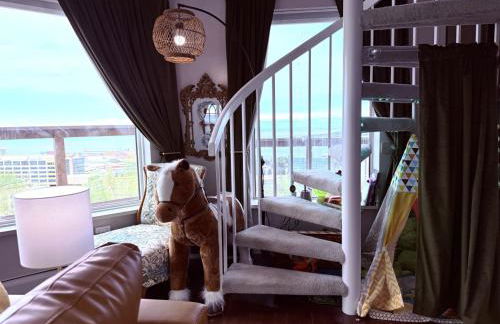 Cozy Panoramic Lake and Lift Bridge Views - Foto 42