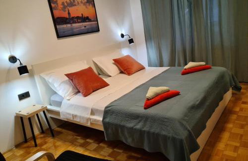 Villa Rosa with yard and children's playground - Foto 19