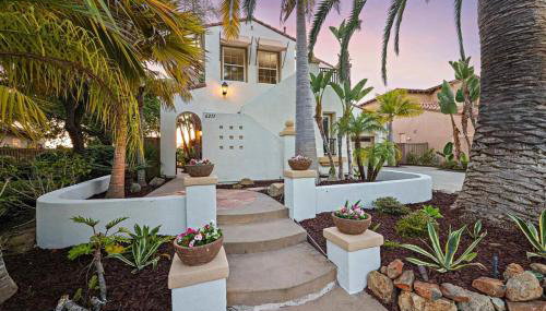 Spacious Luxury home in Gated Community with Resort Pool & Scenic Views - Foto 2