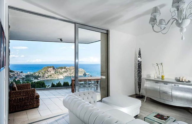 Exclusive Residence With Pool, Breathtaking Views on Taormina and on the sea - Foto 10
